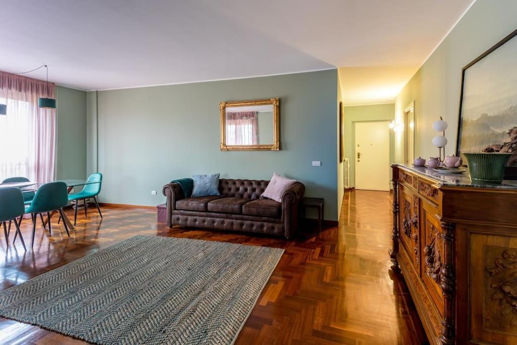 Navigli-duomo Big House With Free Parking • Top! Appartement *